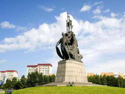 Памятник Основателям города Сургута